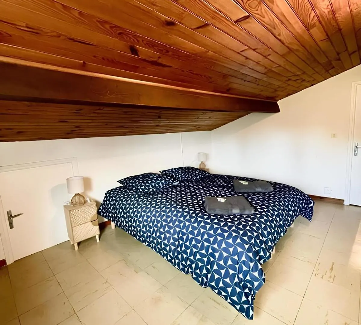 Villa Constance - Swimming Pool & Parking - Sleeps 8 Six-Fours-les-Plages